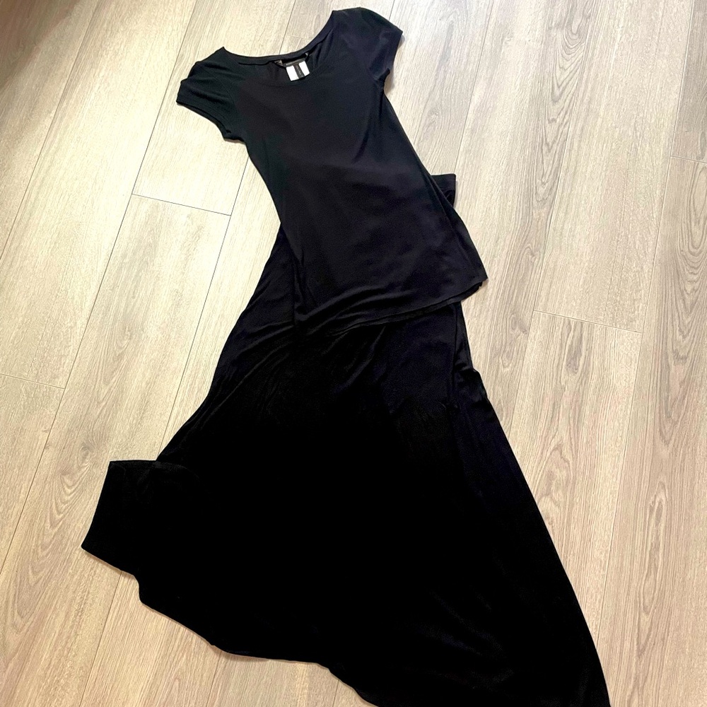 BCBG MAX AZRIA black, top & skirt set. Sz S/M. Has plenty of stretch!